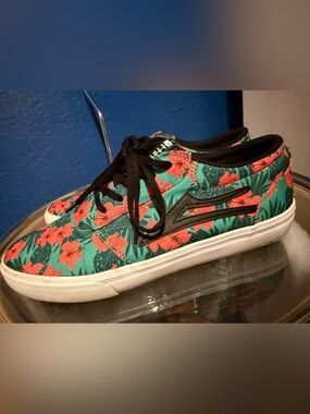 9 Lakai Hawaiian Floral Red Green Skate Shoes